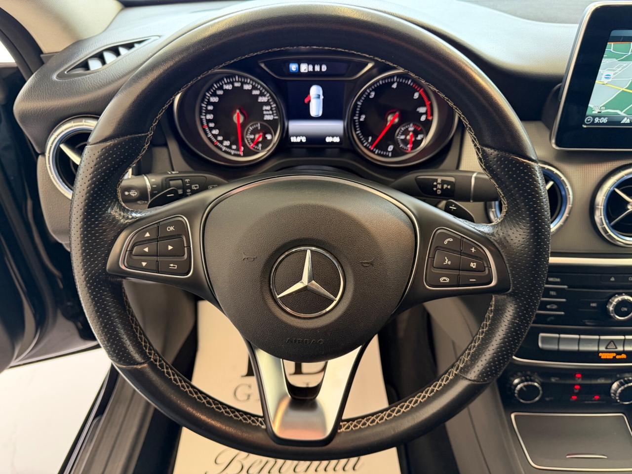 Mercedes-benz CLA 200d Auto Premium amg shooting brake