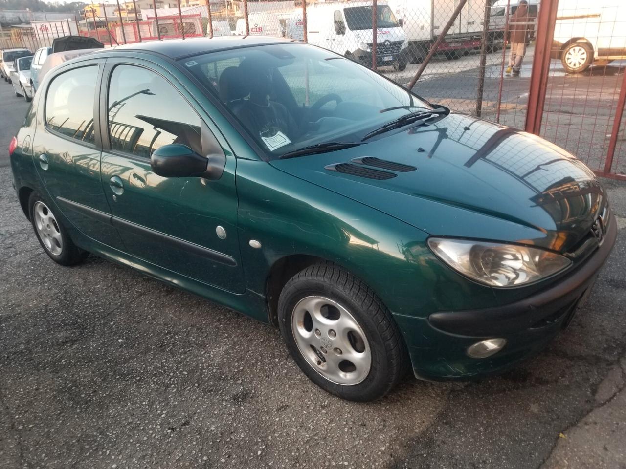 Peugeot 206 1.1 5p. XR