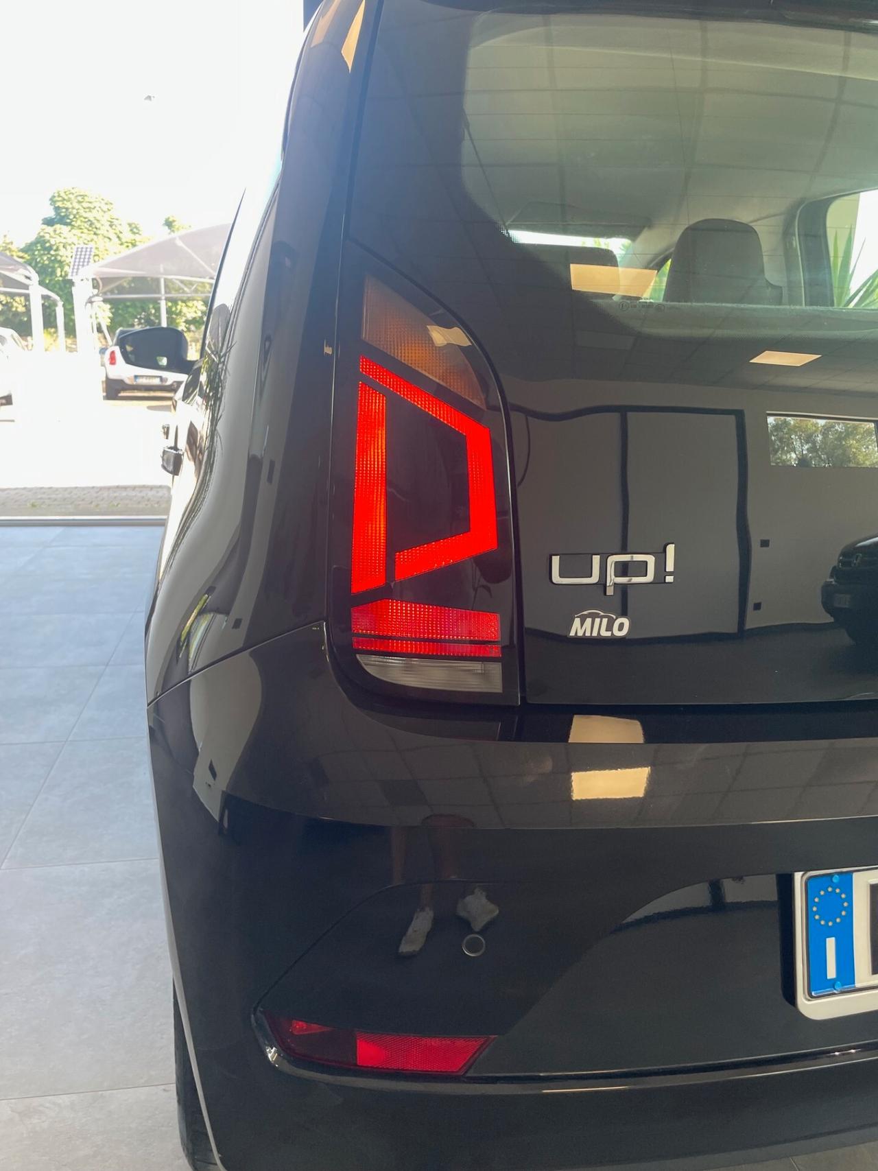 Volkswagen up! 1.0 75 CV 5p. move up!