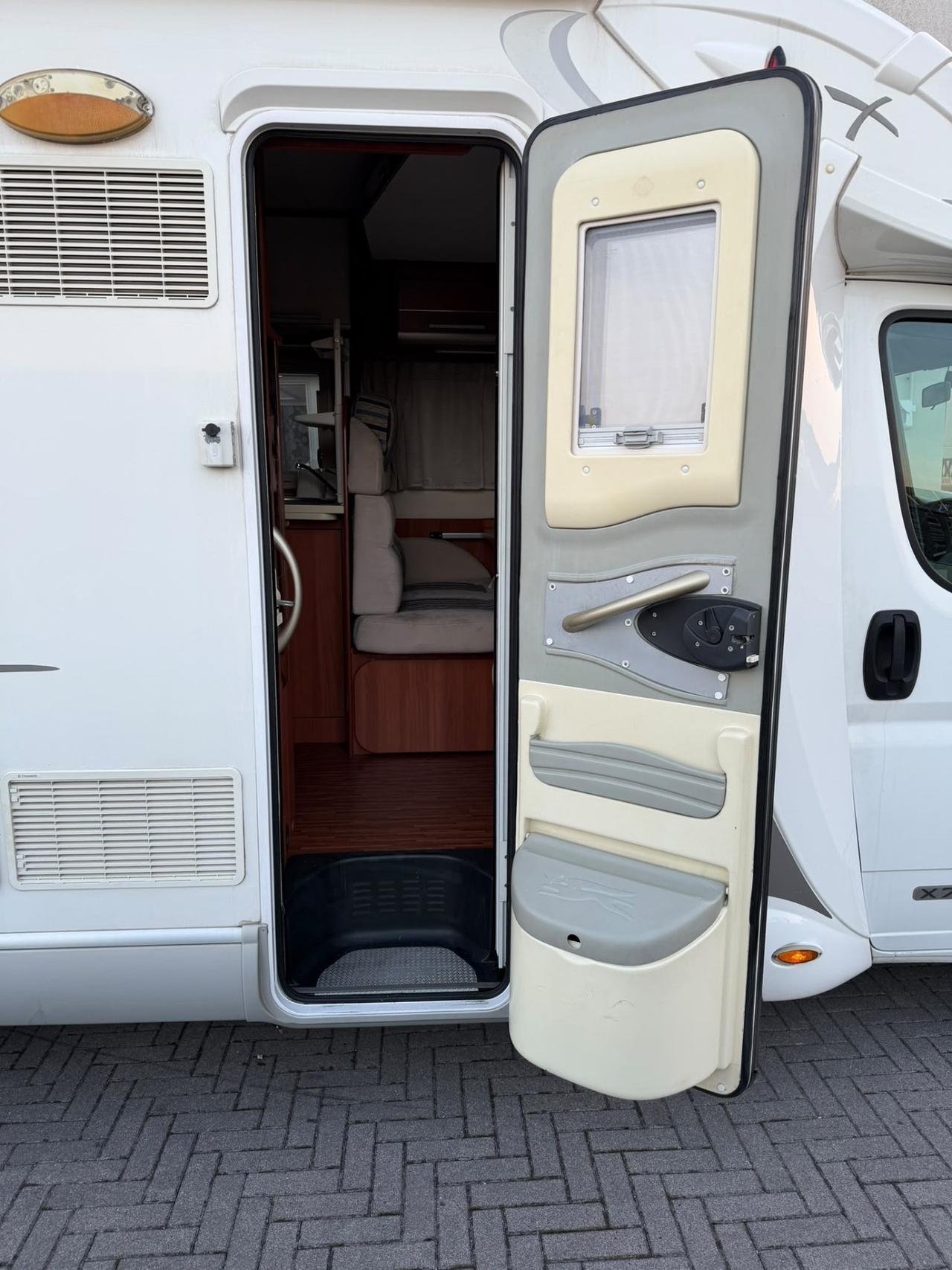 Fiat Laika X 713 R Ducato 3.0 Multijet 160cv su