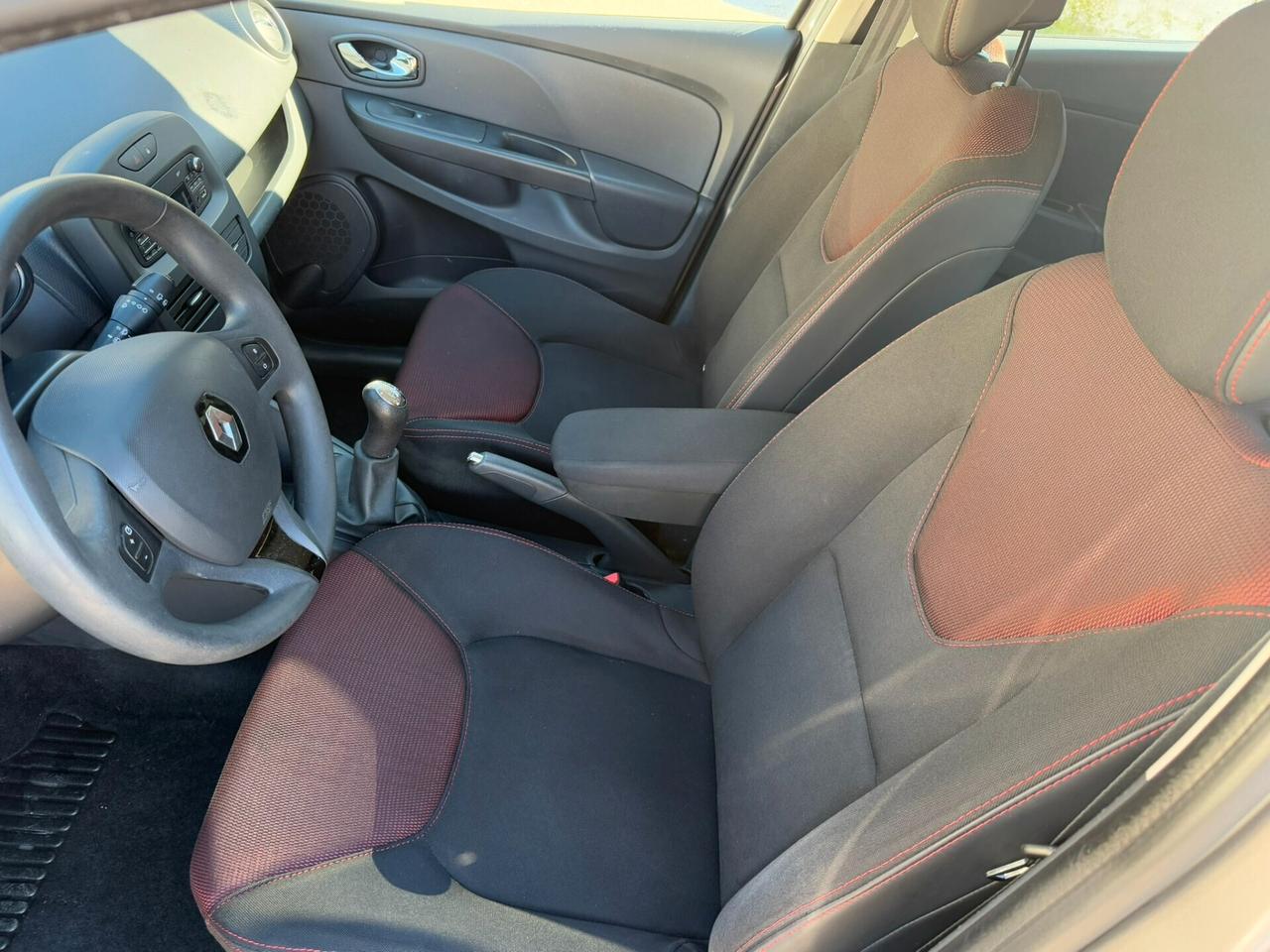 Renault Clio 1.5 dCi 8V 75CV 5 porte Costume National