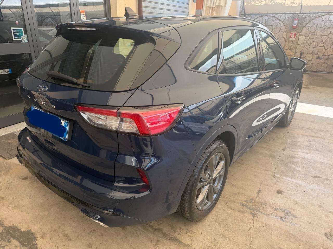 Ford Kuga 2023 2.0 120CV aut. 2WD ST-Line