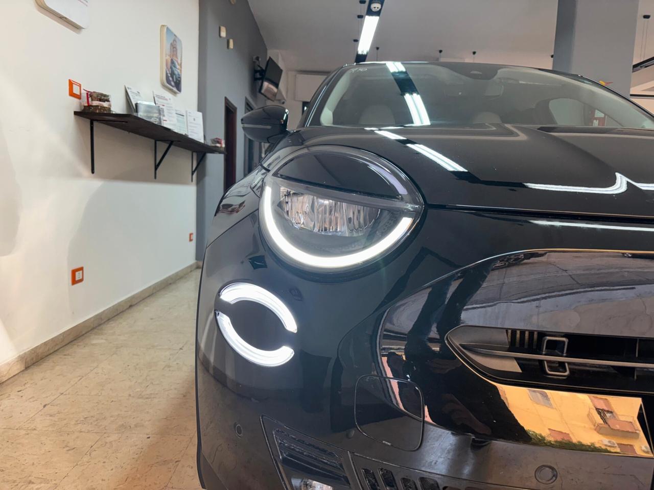 Fiat 600 Hybrid 100 CV DCT MHEV La Prima