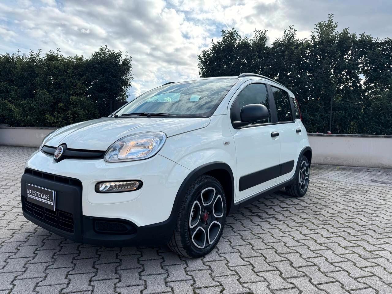 Fiat Panda 1.0 FireFly S&S Hybrid City Cross