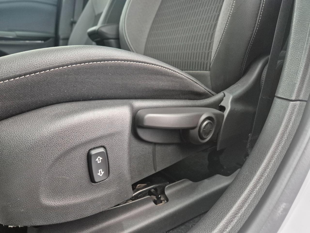 Opel Astra 1.6 CDTi 136CV Sports Tourer Business Elegance