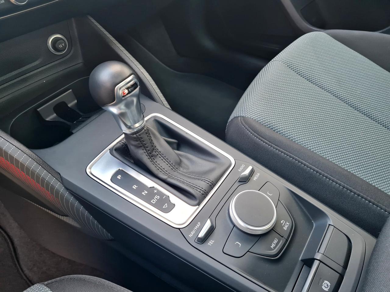 Audi Q2 1.0 TFSI S tronic Design Tetto Apribile