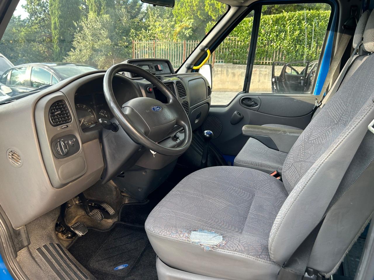 Ford Transit 330 2.4 TD Pulman 14 Posti