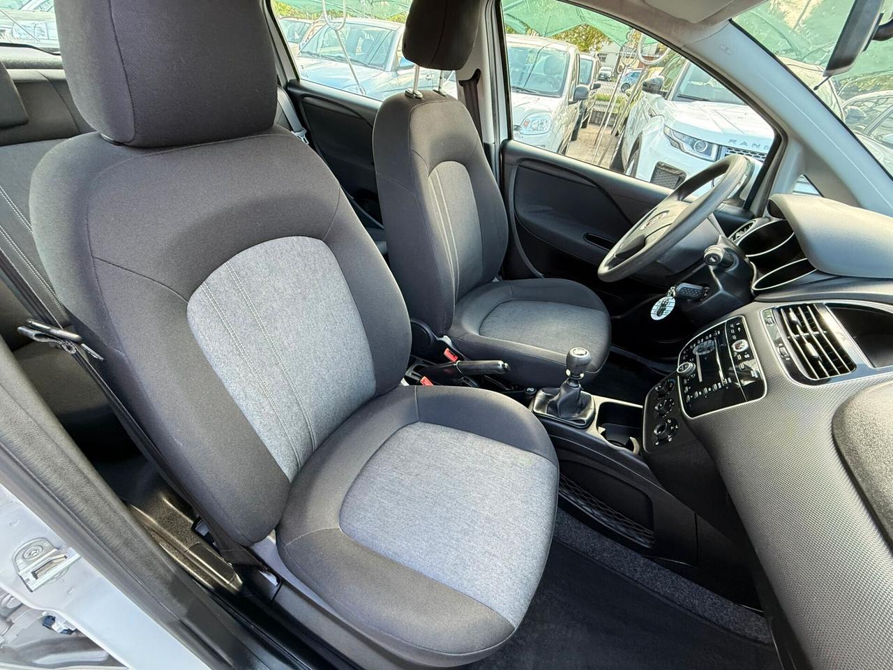 Fiat Punto 1.2 unico-propr solo 21.000 km