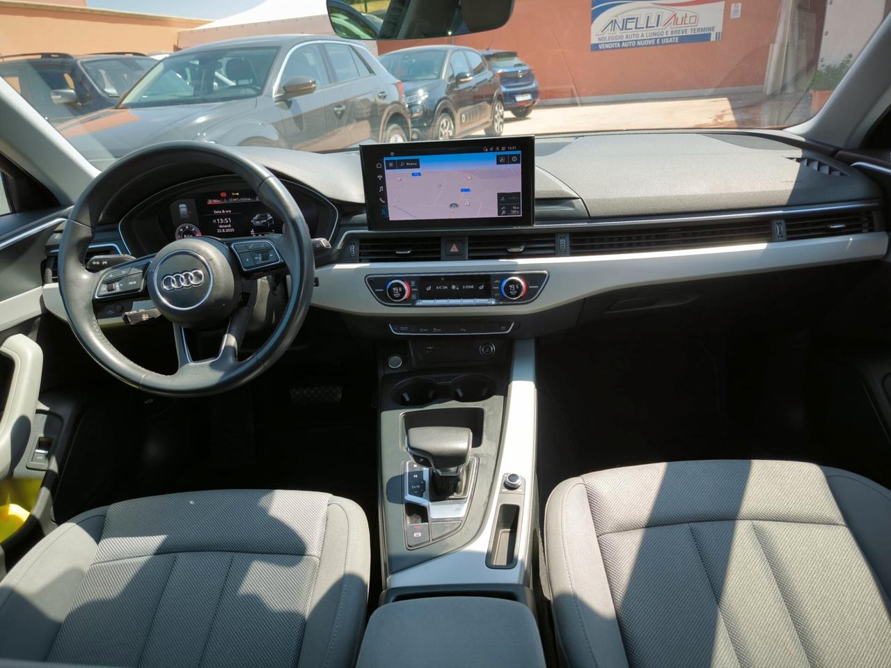 Audi A4 Avant 30 TDI/136 CV S tronic Business Advanced