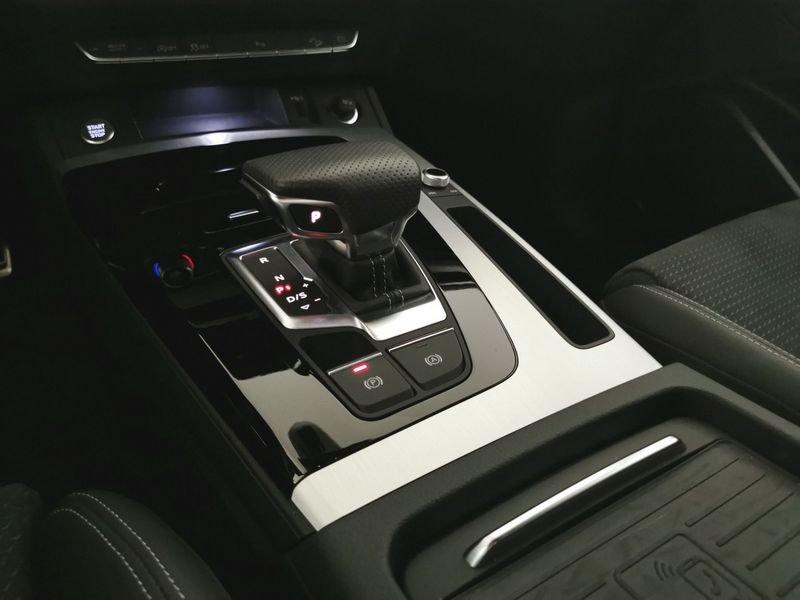 Audi Q5 Sportback 40 2.0 tdi mhev 12V S line quattro s-tronic