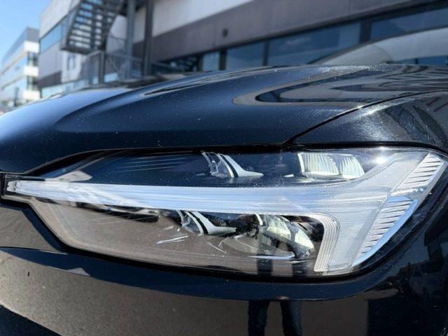 VOLVO XC60 B4 (d) AWD Geartronic Momentum Pro/TETTO APRIBILE