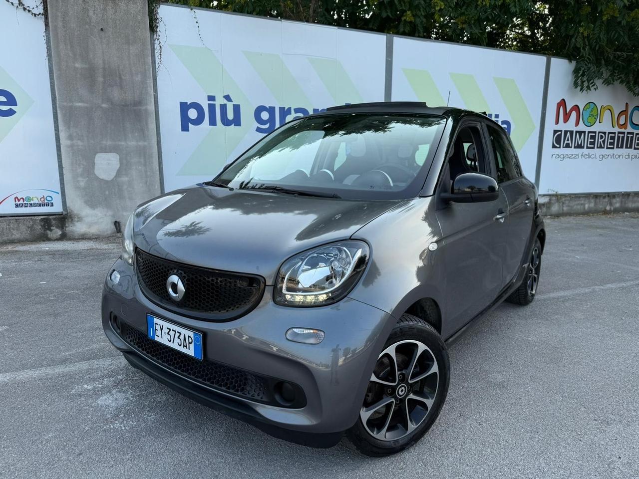 Smart Cabrio ForFour 70 1.0 benzina con 125mila km in perfette condizioni