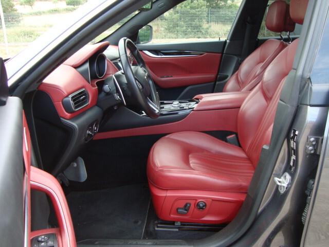 Maserati Levante V6 Diesel 275 CV AWD Granlusso Q4