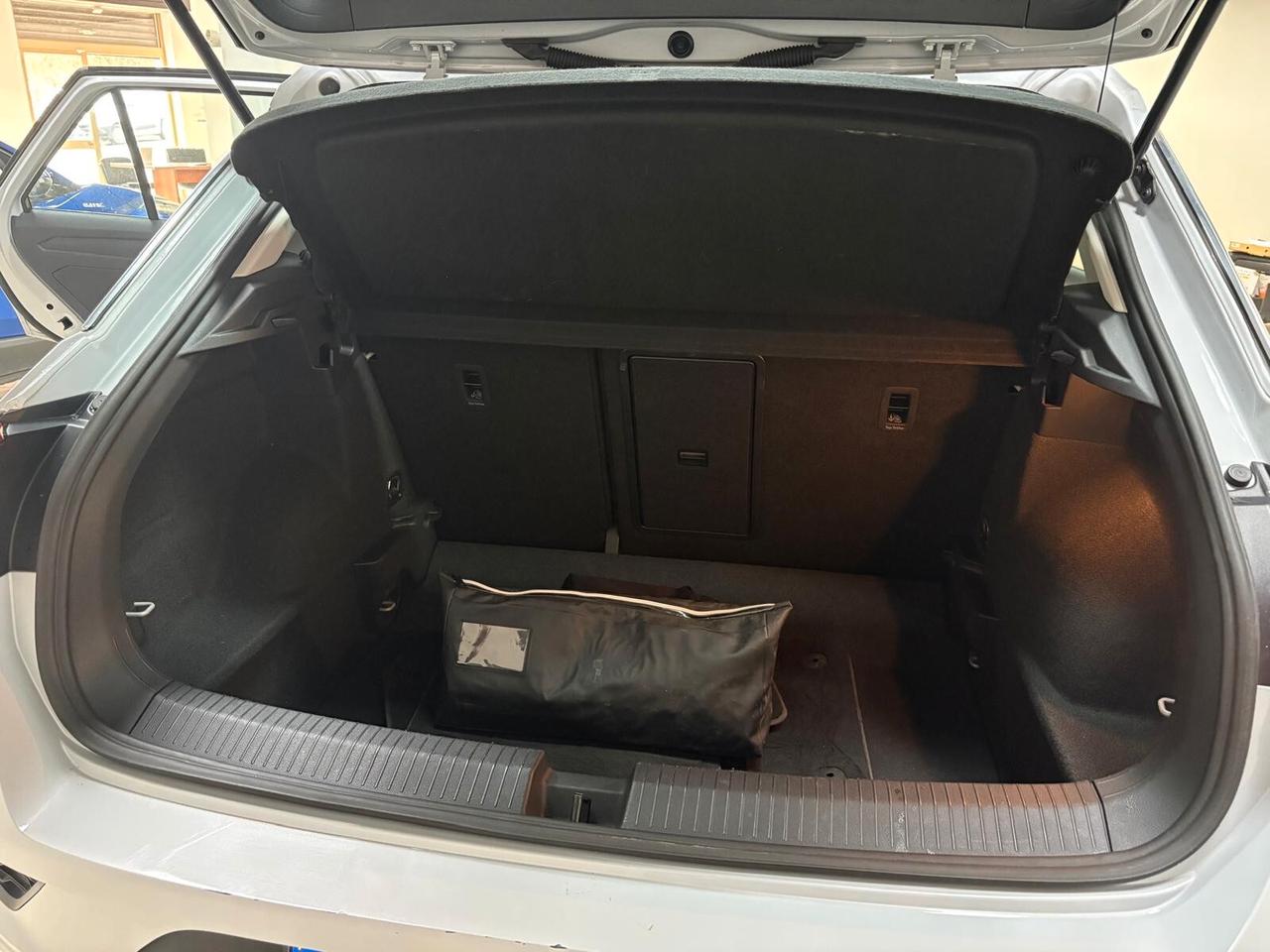 Volkswagen T-Roc 1.0 TSI Business BlueMotion Technology