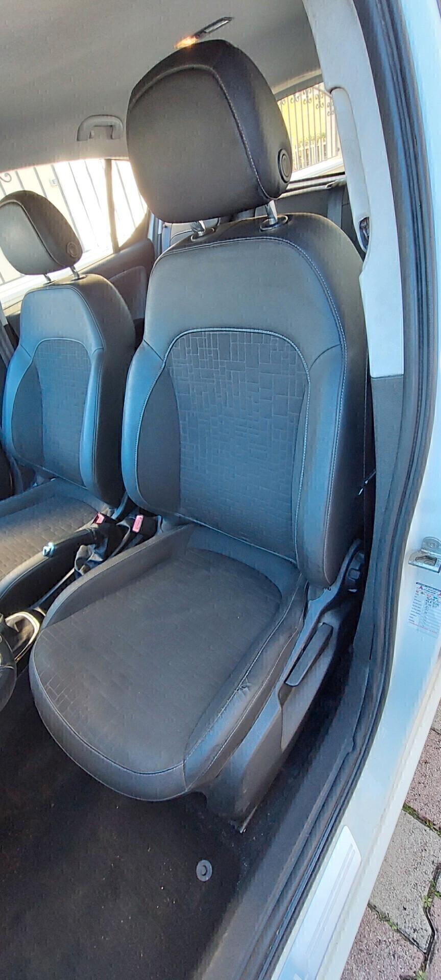 CORSA 1,3 MTJ DIESEL 75 CV MOD. INNOVATION LEGA TELEFONO SENSORI X NEOPATENTATI IMPECCABILE