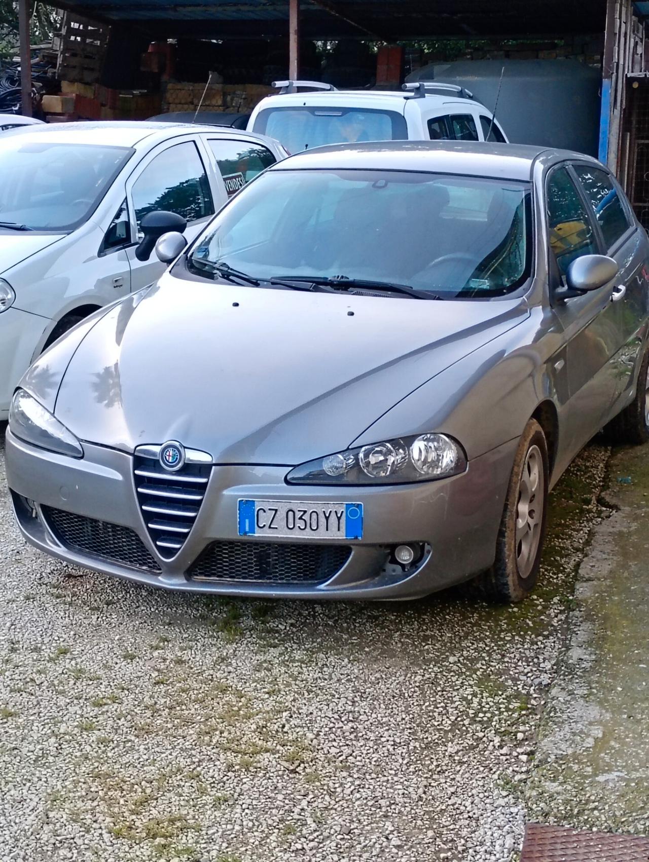 Alfa Romeo 147 1.9 JTD M-JET 16V 5 porte Dist.