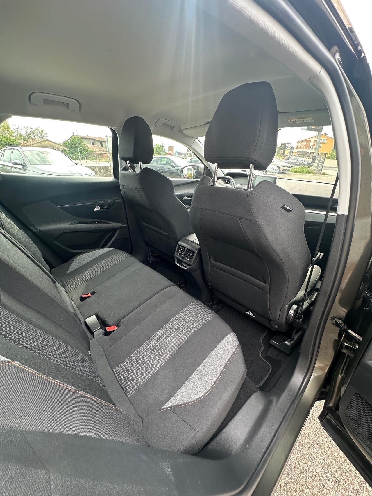 Peugeot 3008 1.5 BlueHDi 130 S&S Business - 2020
