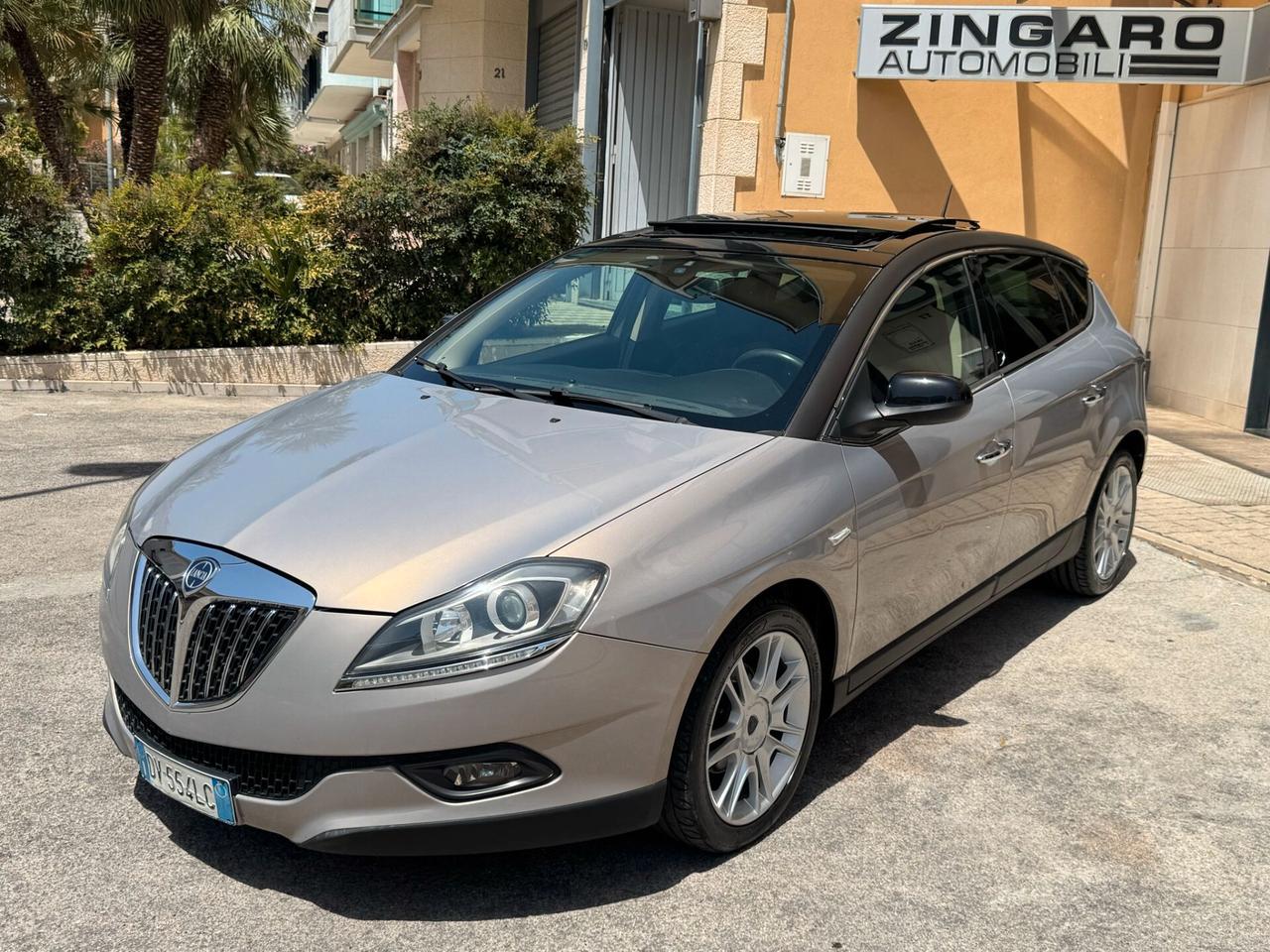 LANCIA DELTA 1.6 MJ 120 CV. BI-COLORE TETTO+CERCHI