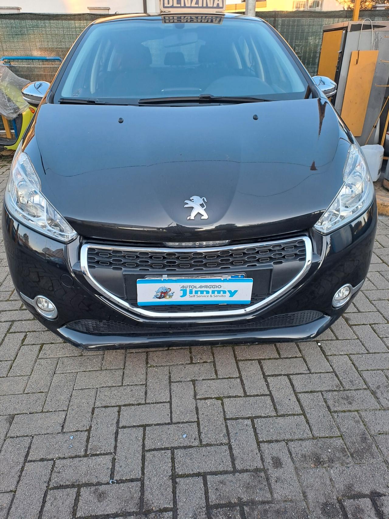 Peugeot 208 1.2 VTi 82 CV 5 porte Access