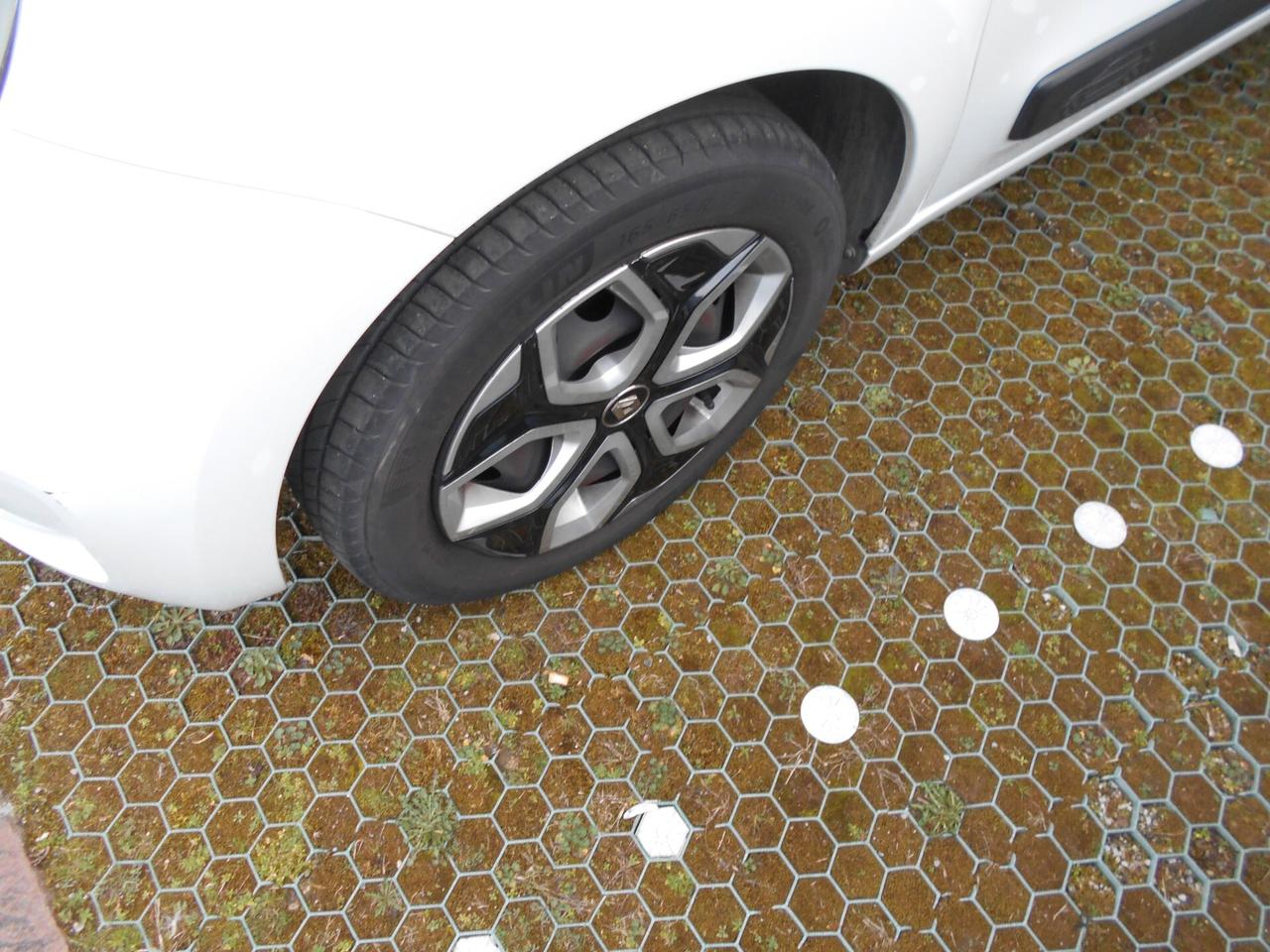 Renault Twingo 1.0 SCE LIMITED