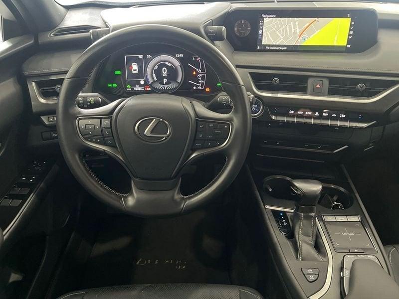 Lexus UX Hybrid Luxury