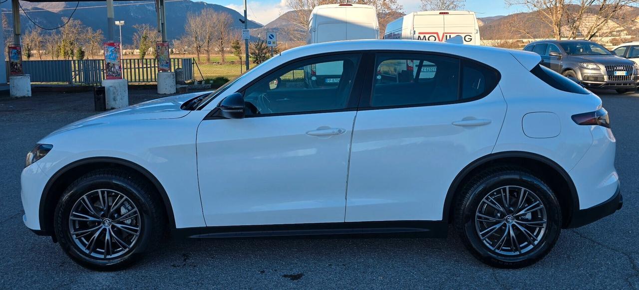 Alfa Romeo Stelvio 2.2 Turbodiesel 210 CV AT8 Q4 Sprint