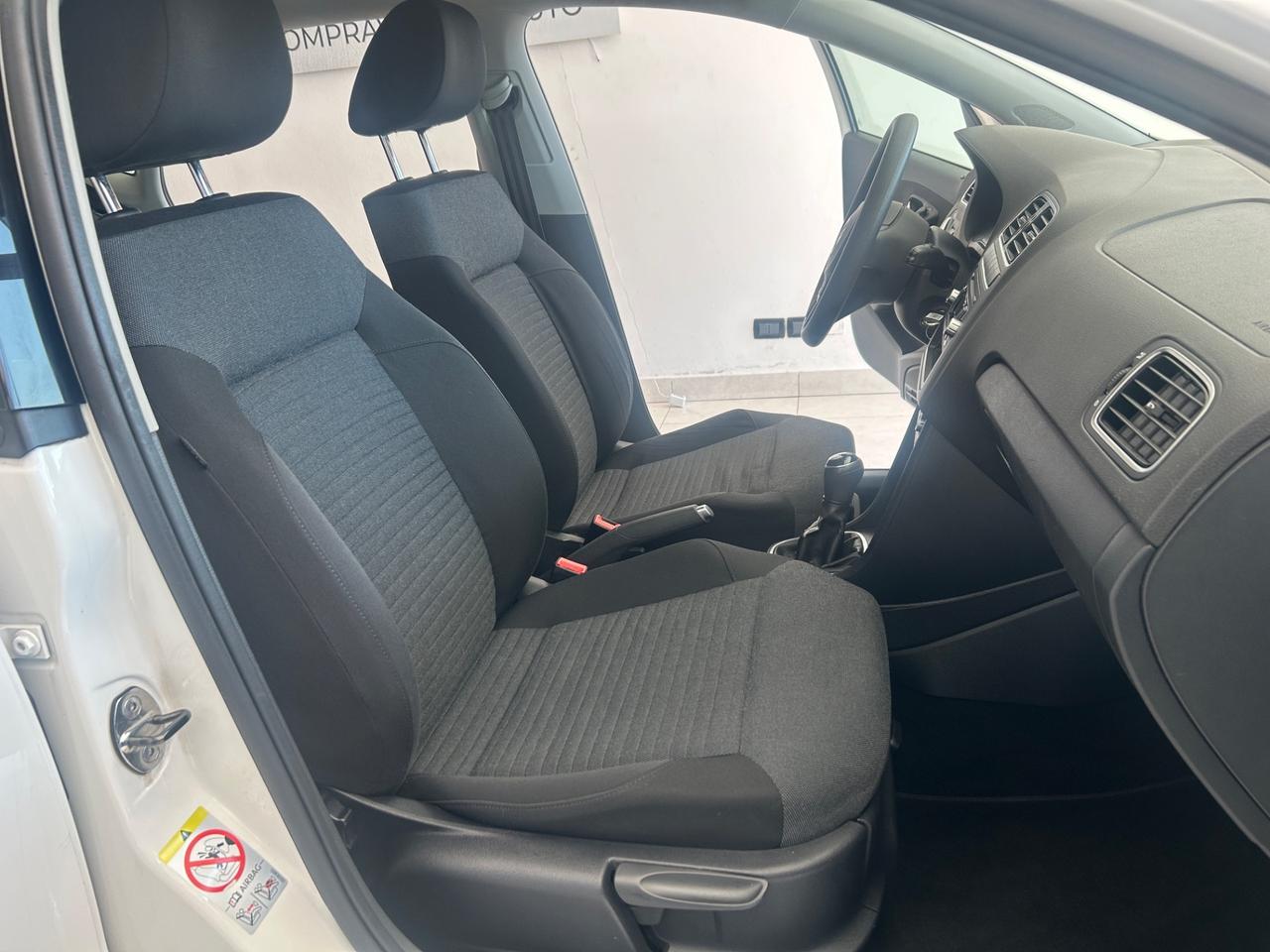 Volkswagen Polo 1.4 benzina 63kw 2013