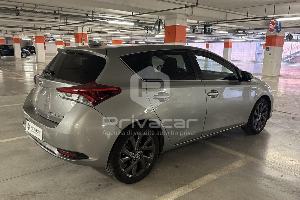 TOYOTA Auris 1.8 Hybrid Lounge