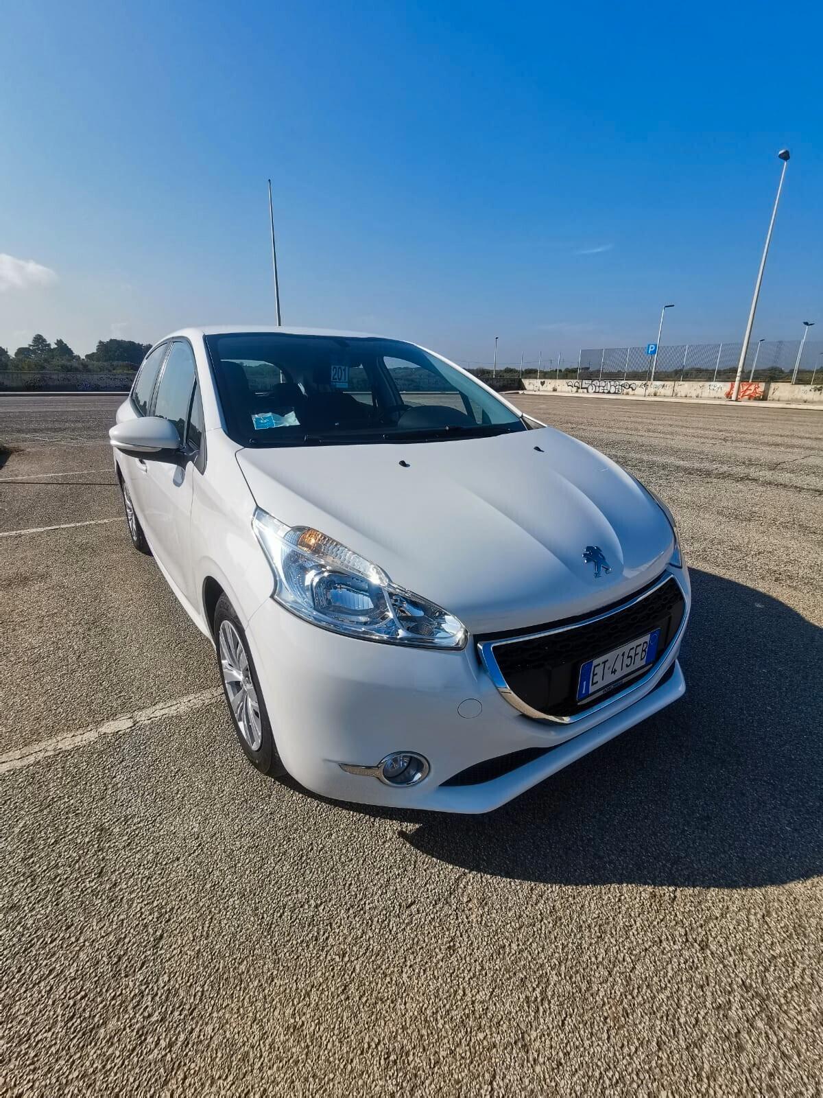Peugeot 208 1.2 VTi 82 CV 5 porte Active 12/2013
