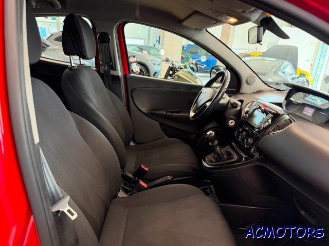 LANCIA Ypsilon 1.2 69 CV 5 porte S&S Gold