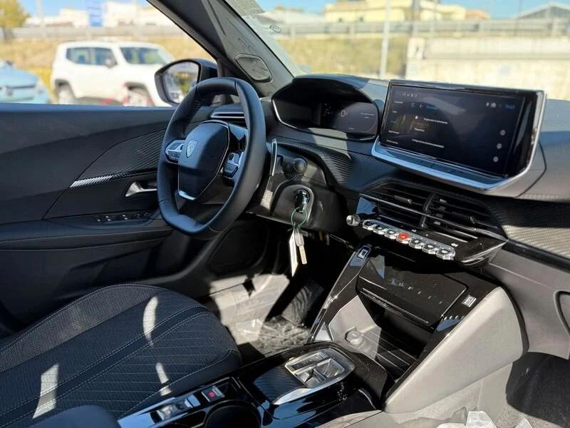 Peugeot 2008 Hybrid 145 e-DCS6 Allure