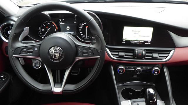 ALFA ROMEO Giulia 2.2 Turbodiesel 210 CV AT8 AWD Q4 Veloce