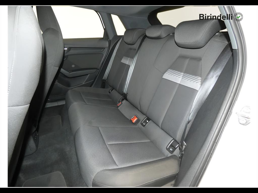 AUDI A3 4ª serie - A3 SPB 30 g-tron S tronic S line edition