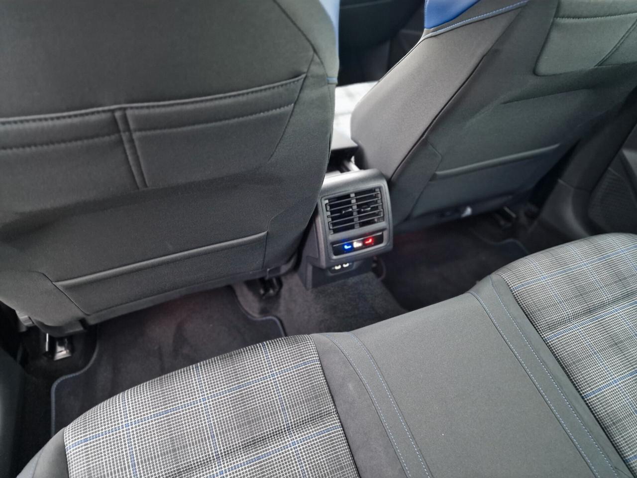 Volkswagen Golf 1.4 Plug-In Hybrid DSG GTE 245 full ,led ,