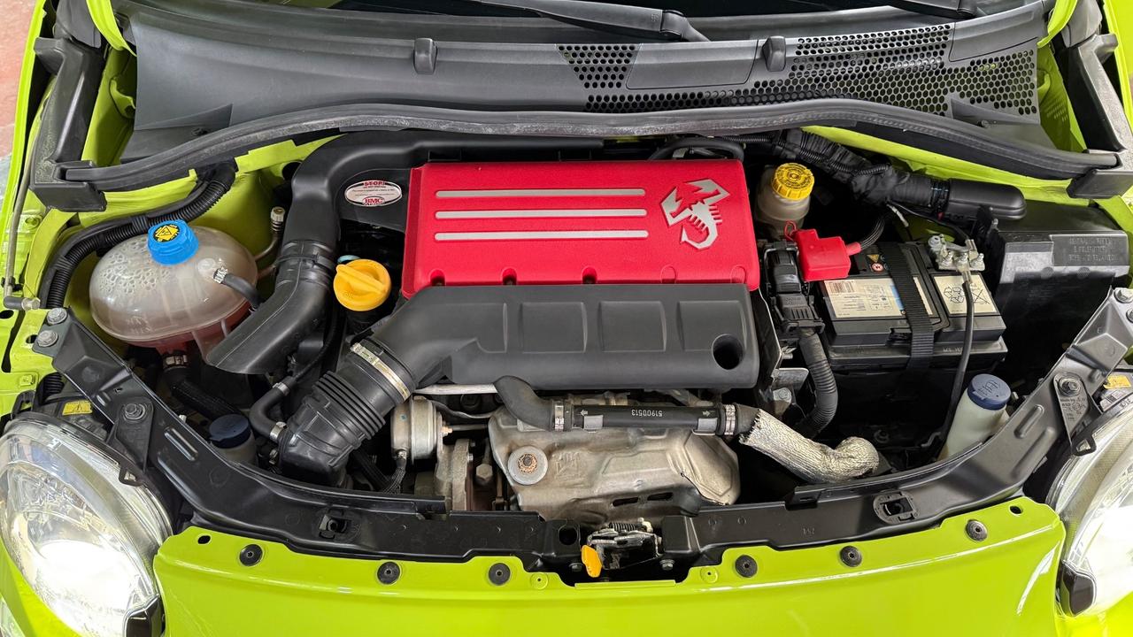 Abarth 595 1.4 Turbo T-Jet 165 CV Pista