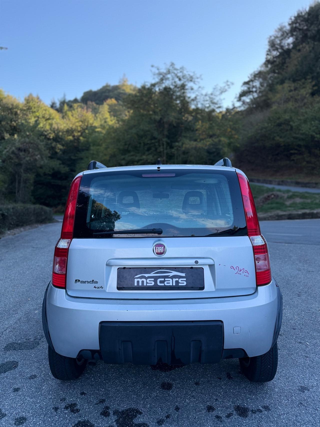 Fiat Panda 1.3 MJT 16V DPF 4x4 Climbing