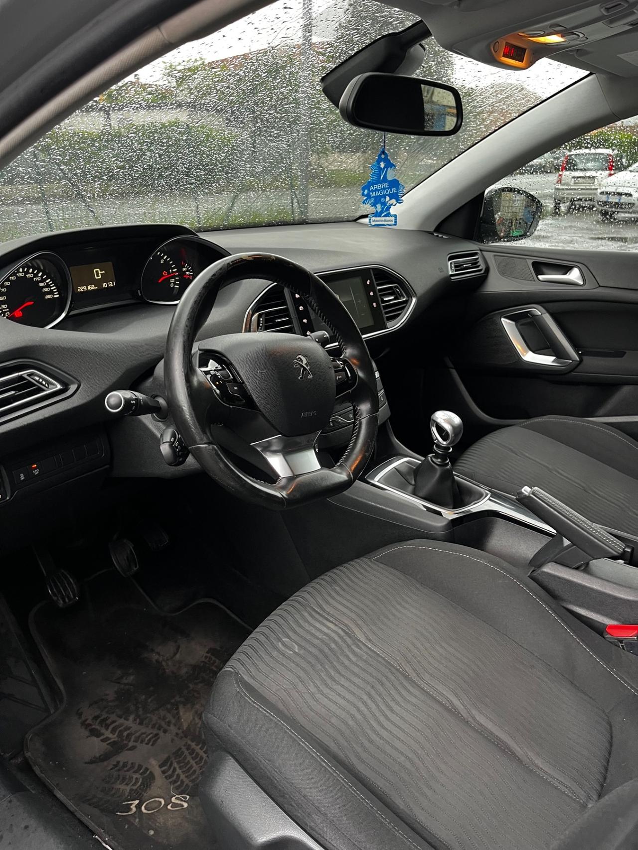 Peugeot 308 BlueHDi 120 S&S EAT6 SW Business