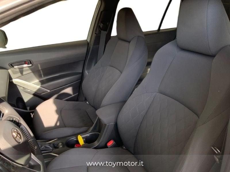 Toyota Corolla Cross 2.0 Hybrid 197 CV E-CVT Trend