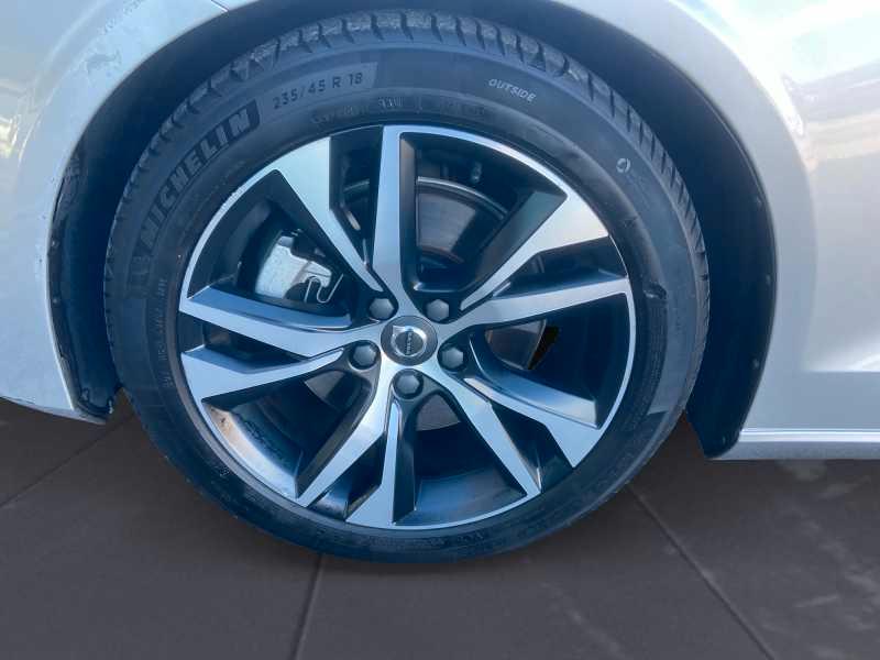 VOLVO V60 2.0 b3 R-DeSiGn AuTo