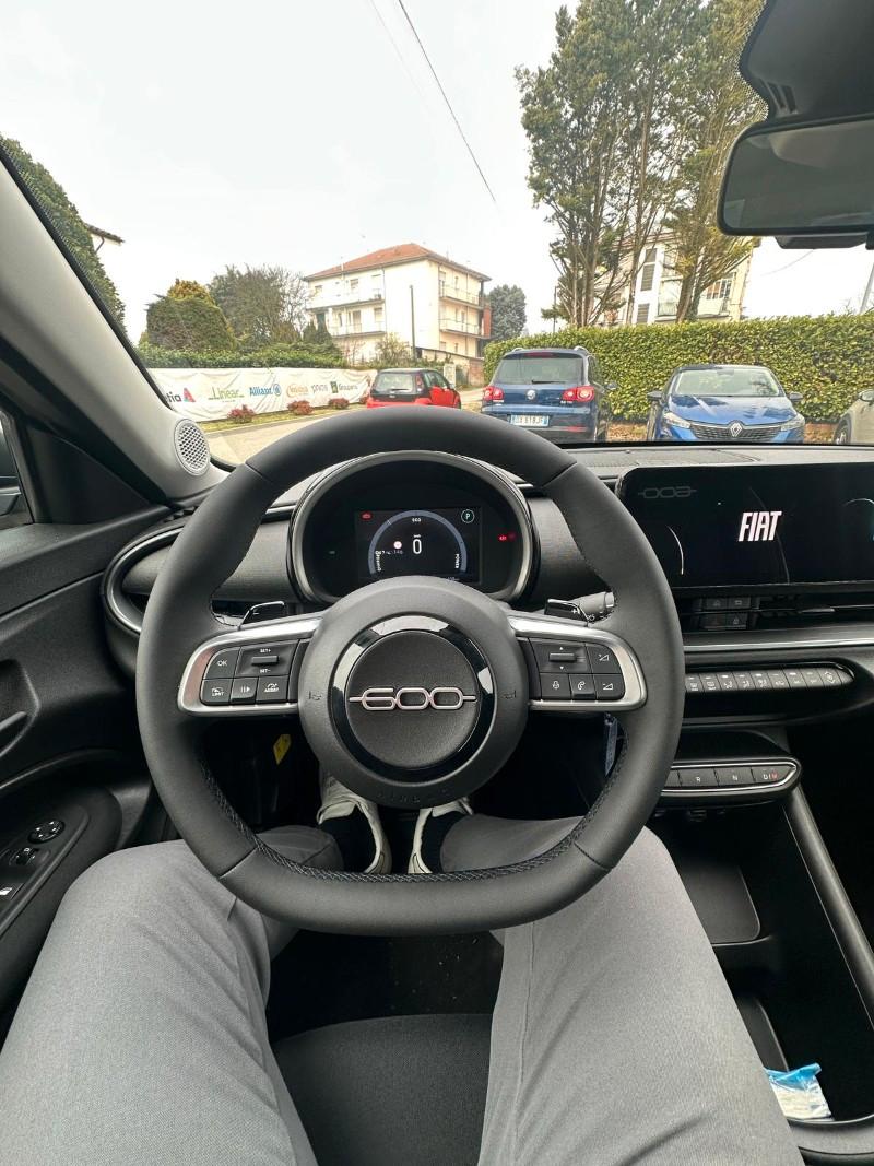 FIAT 600 (2023-->) 600 Hybrid 110 CV DCT MHEV Icon