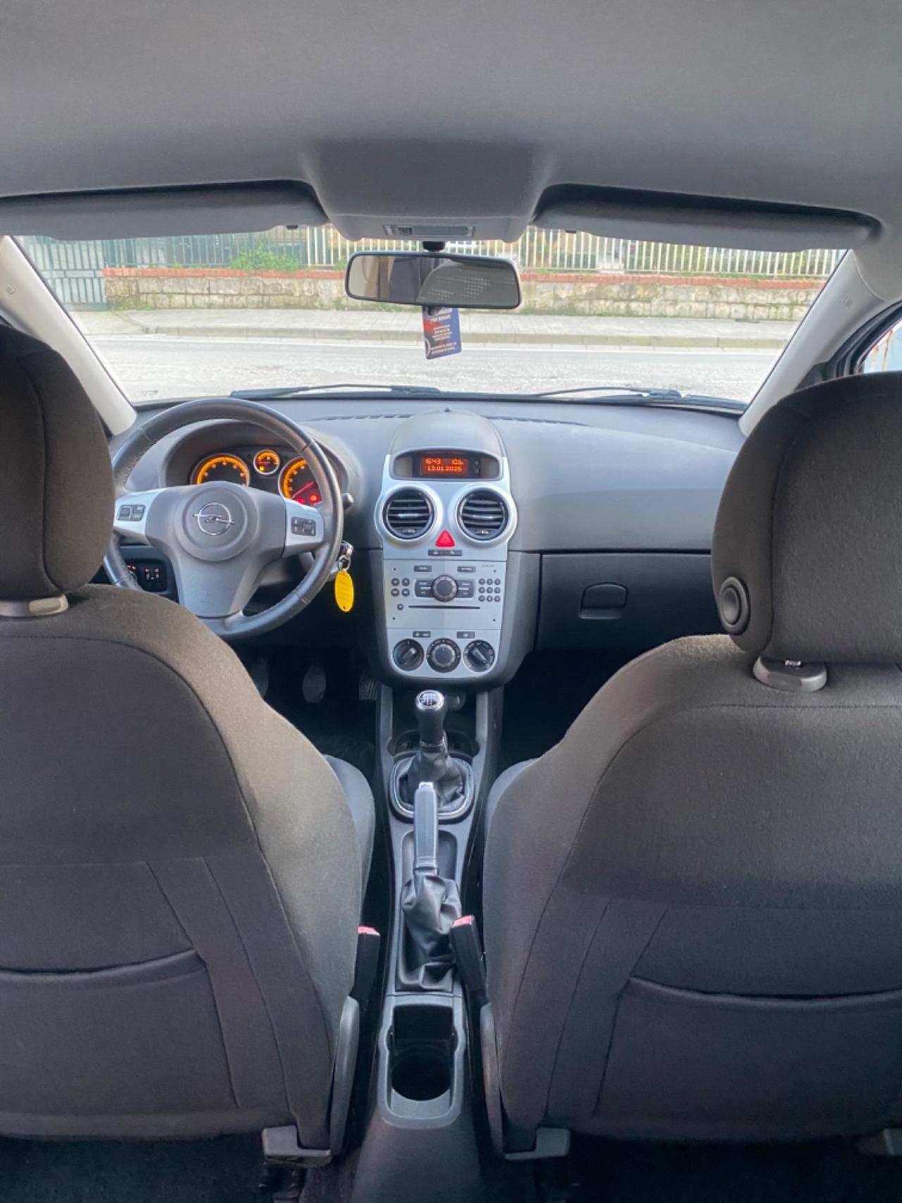 Opel Corsa 1.2 GPL Fine 2011 TAGLIANDATA