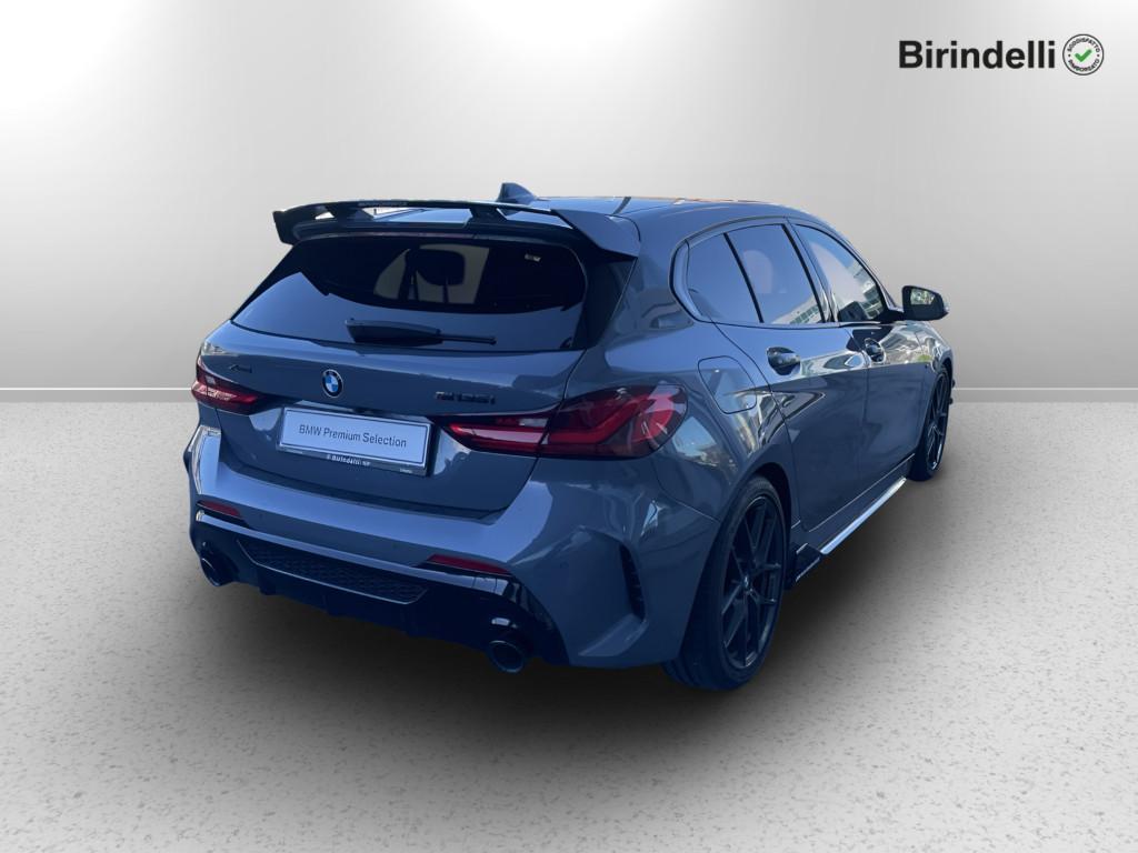 BMW Serie 1 (F40) - M 135i xDrive