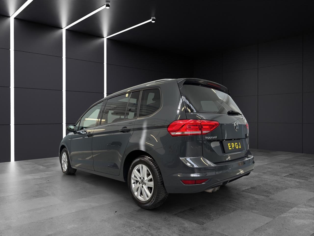 Volkswagen Touran 2.0 TDI 150 CV SCR DSG Executive BlueMotion Tech.