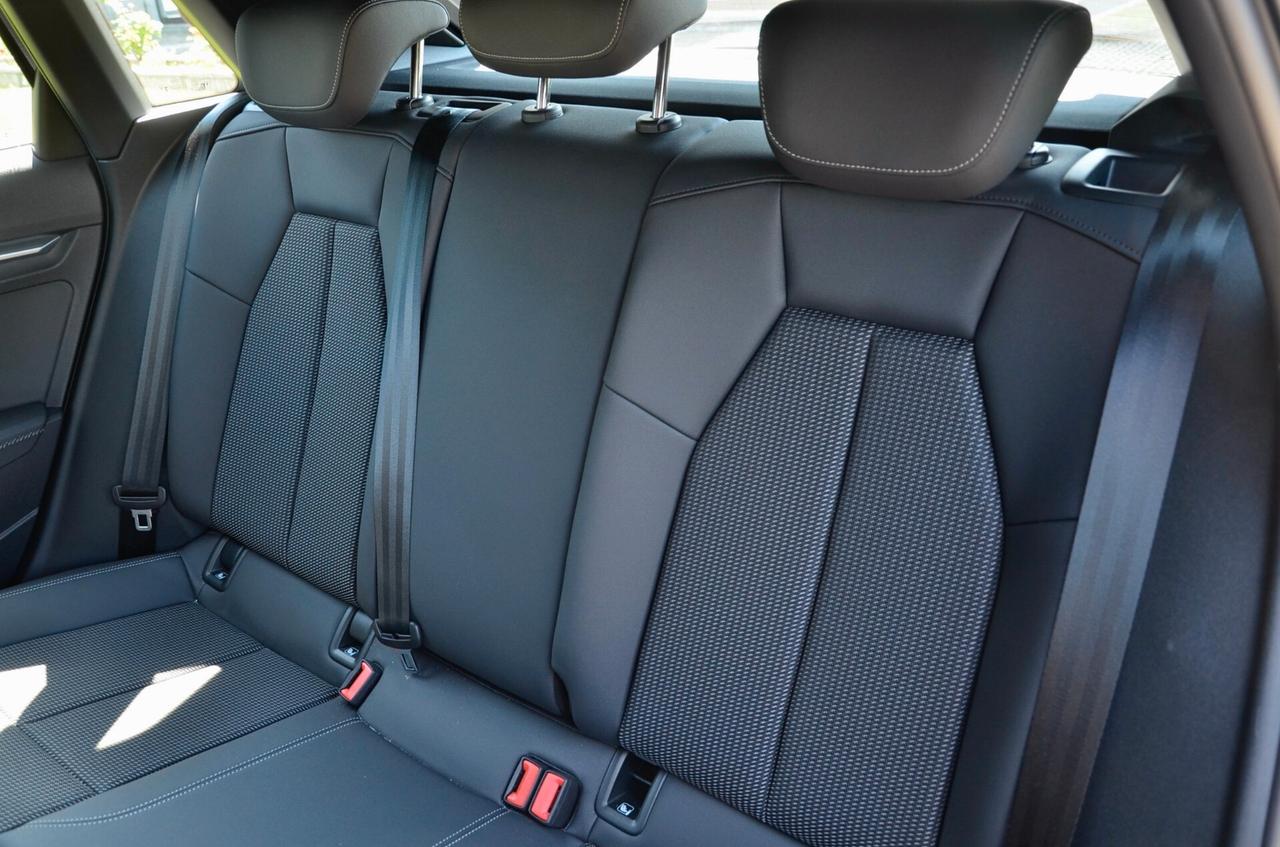 AUDI A3 SPORTBACK 35 1.5 TFSI S-LINE INT+EXT 150cv, GARANZIA UFF AUDI, UNICOPROP, UFF ITALIANA, SERVICE AUDI, EURO 6D, TETTO, 18", PERMUTE