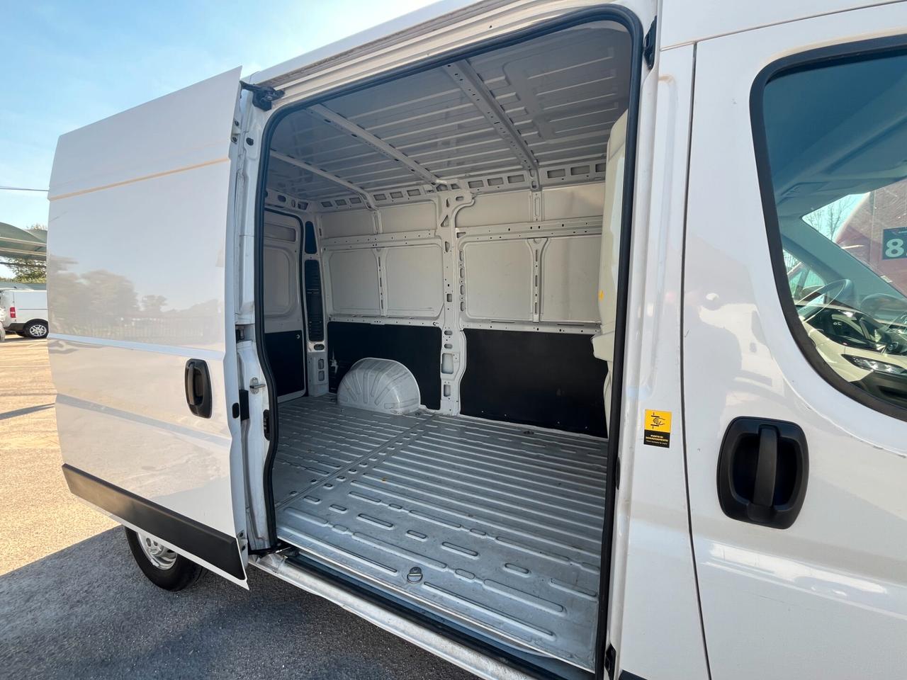 Peugeot Boxer Furgone Premium 330 L2 H2 BlueHDi 140 S&S