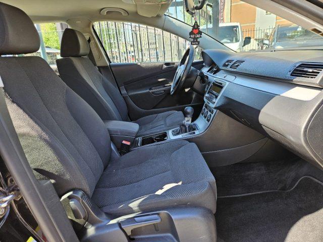 VOLKSWAGEN Passat 2.0 TDI DPF Var. Comfortline