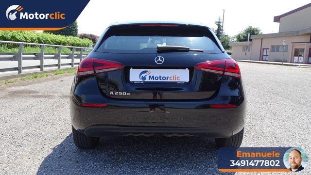 MERCEDES-BENZ A 250 e Plug-in hybrid Automatica 4p. Sport