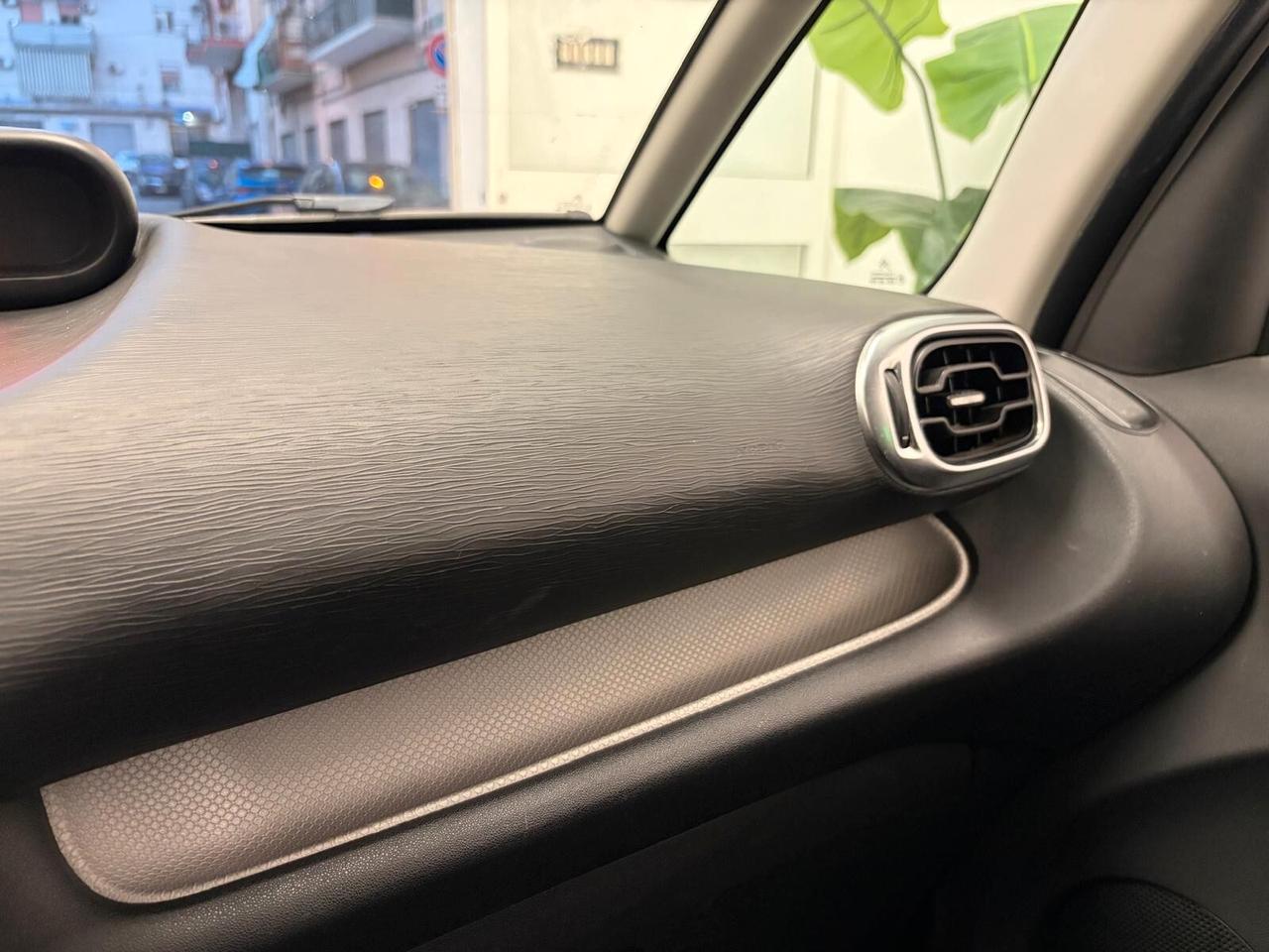 Citroen C3 Picasso 2015 1.6 HDi 90 Exclusive