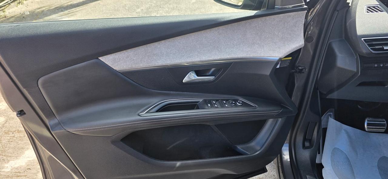 Peugeot 3008 BlueHDi 130 S&S EAT8 GT Pack