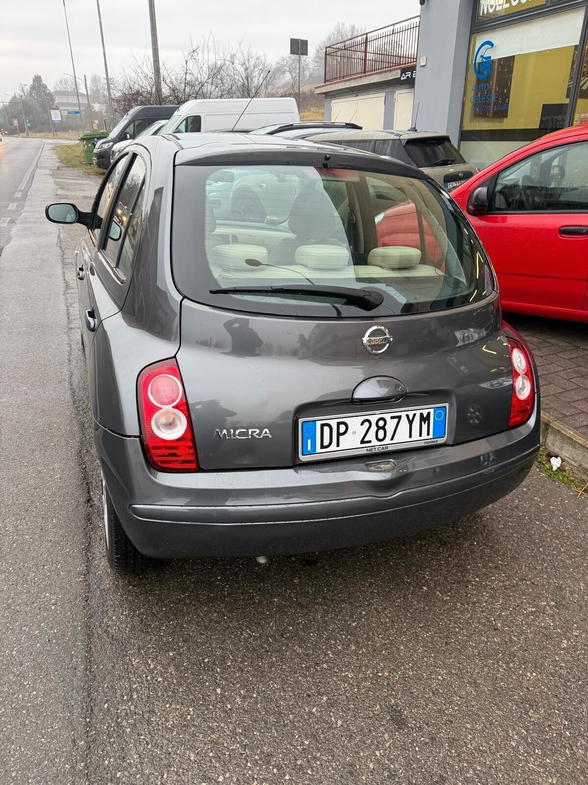 Nissan Micra 1.2 5P. benz.